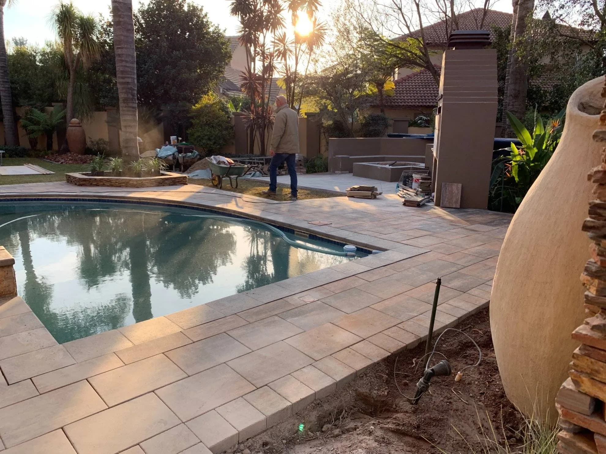 Swimming Pool Landscaping in Pretoria East — photograph 4 of 10