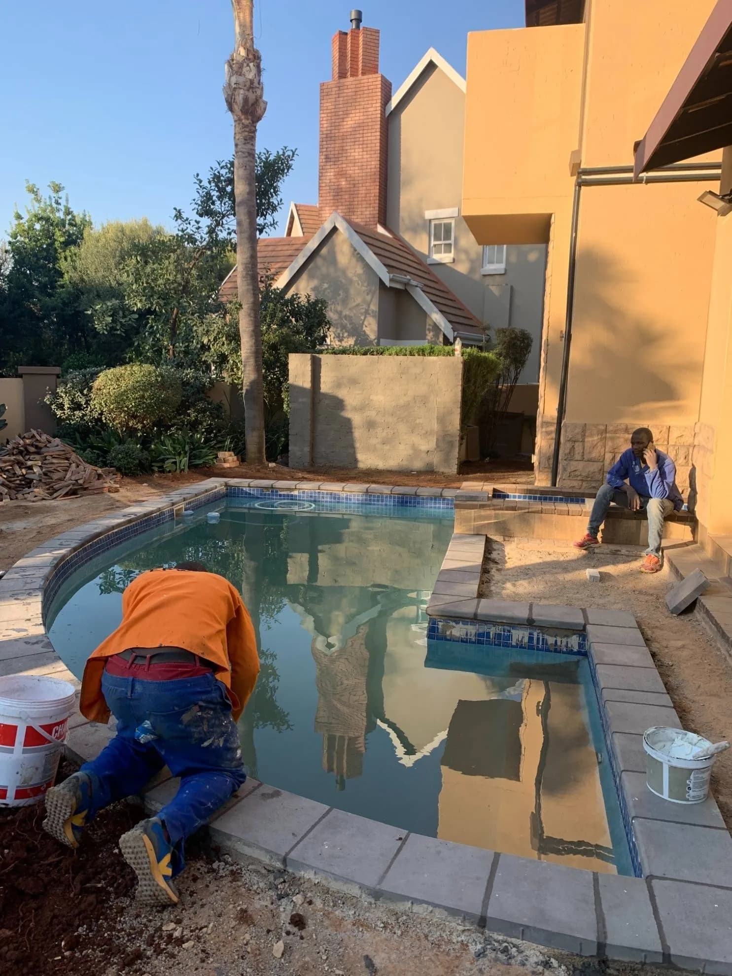 Swimming Pool Landscaping in Pretoria East — photograph 7 of 10