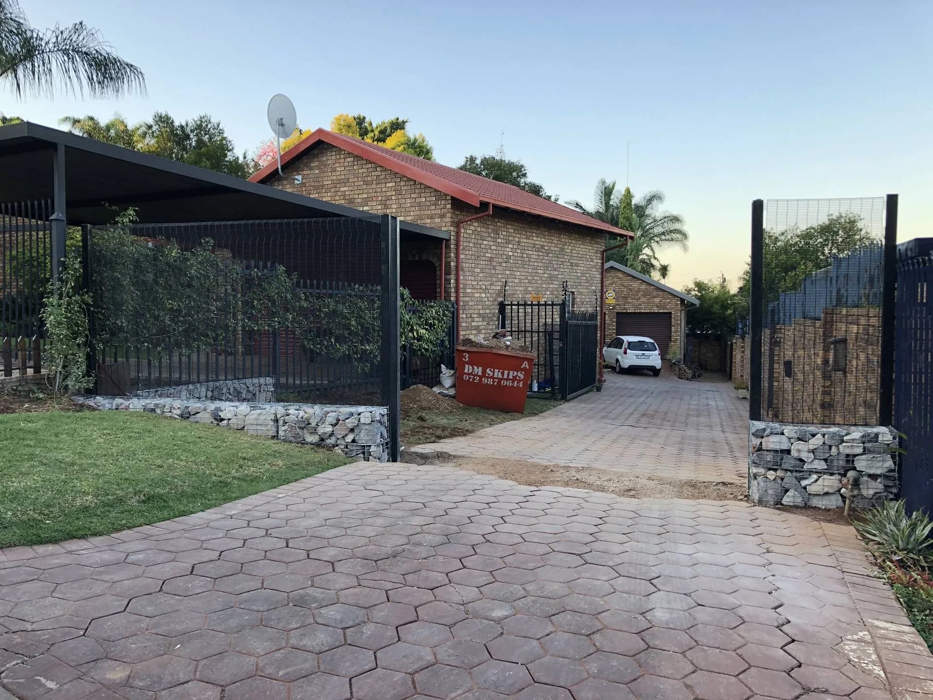 ClearVu Fencing Installation — Centurion